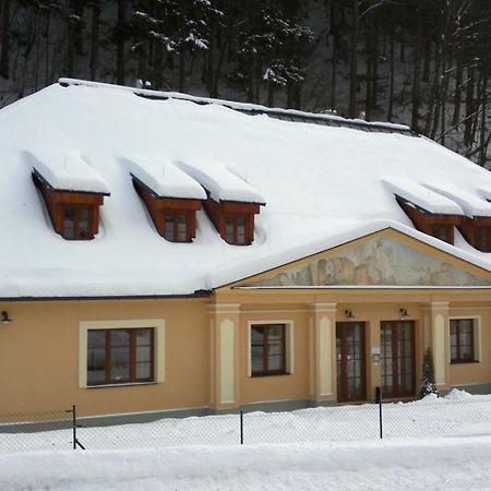 Apartmány Weissov Dom Banska Stiavnica Exterior foto