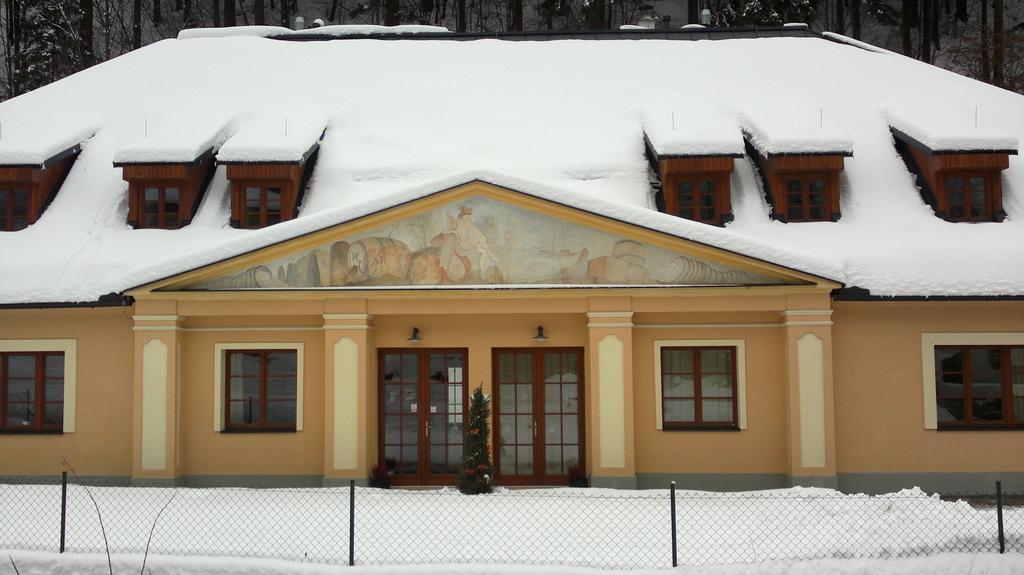 Apartmány Weissov Dom Banska Stiavnica Exterior foto