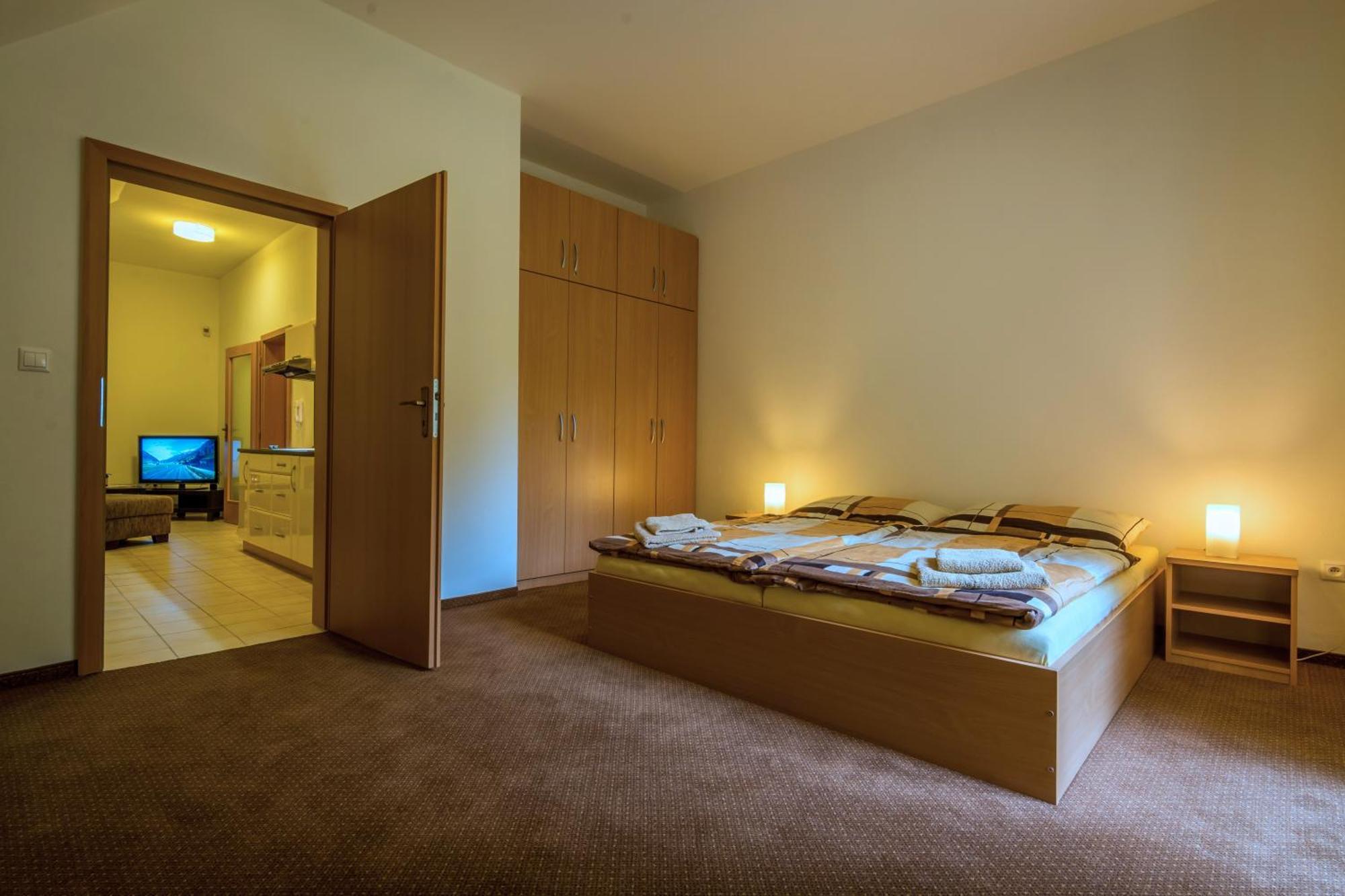 Apartmány Weissov Dom Banska Stiavnica Quarto foto