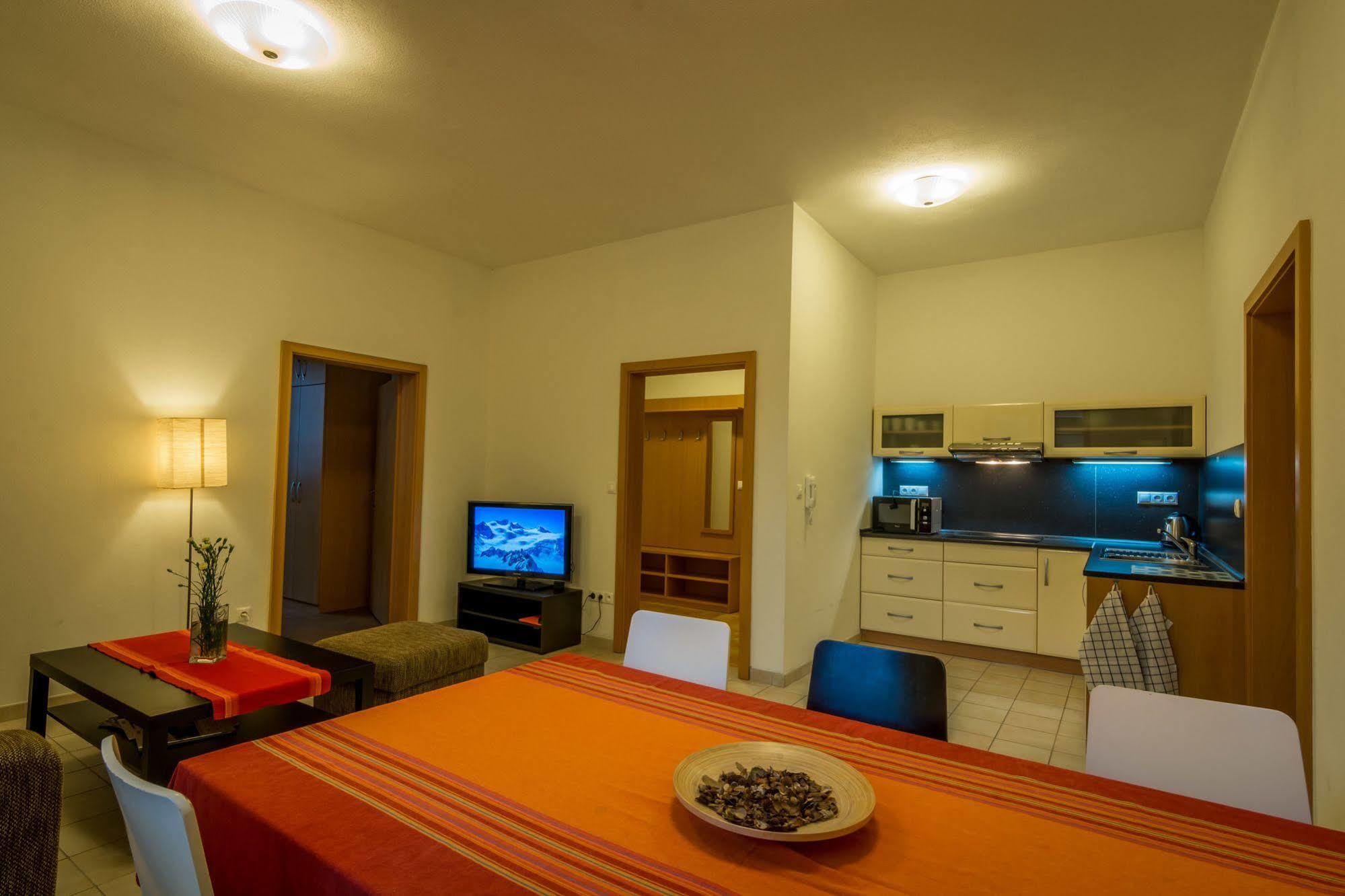 Apartmány Weissov Dom Banska Stiavnica Exterior foto